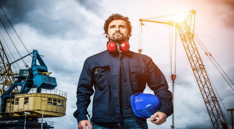 從市場需求看，棚原材料消耗管價格將進入峰值弧頂區